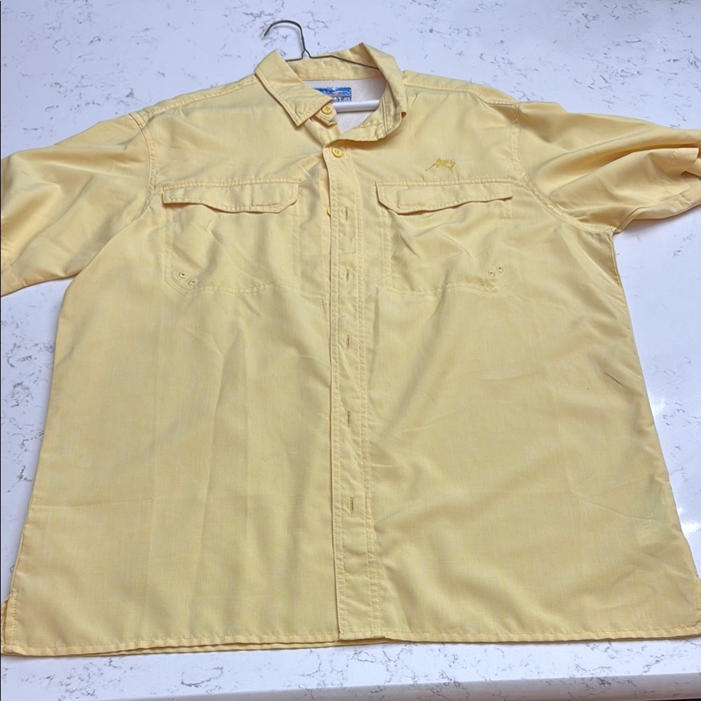 Fishing shirt/Men's Yellow Shirt new never worn